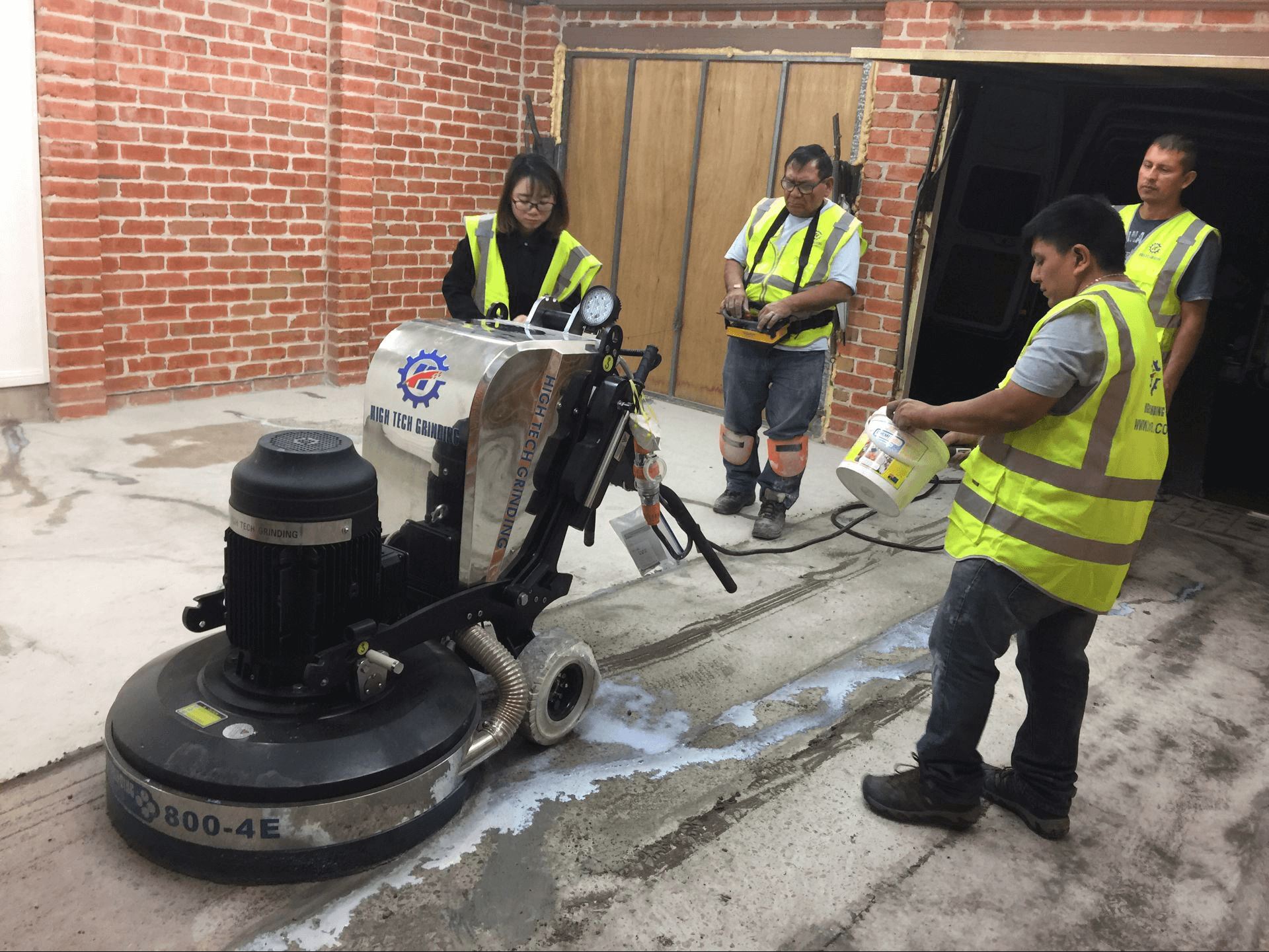 Concrete Repairing Agent HTG-EC-1008 application.png
